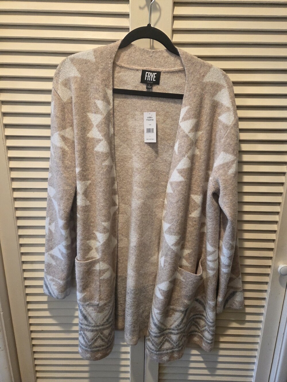 FRYE The Cozy Cardigan Oatmeal Tan Aztec Southwestern NWT L